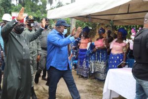 Rt.-Hon.-Chief-Sheriff-Oborevwori-Speaker-Delta-State-House-Of-Assembly-Waving-The-Crowd-At-The-Inauguration-Of-The-Multi-purpose-Town-Hall-Water-Project-In-Obodo-Community